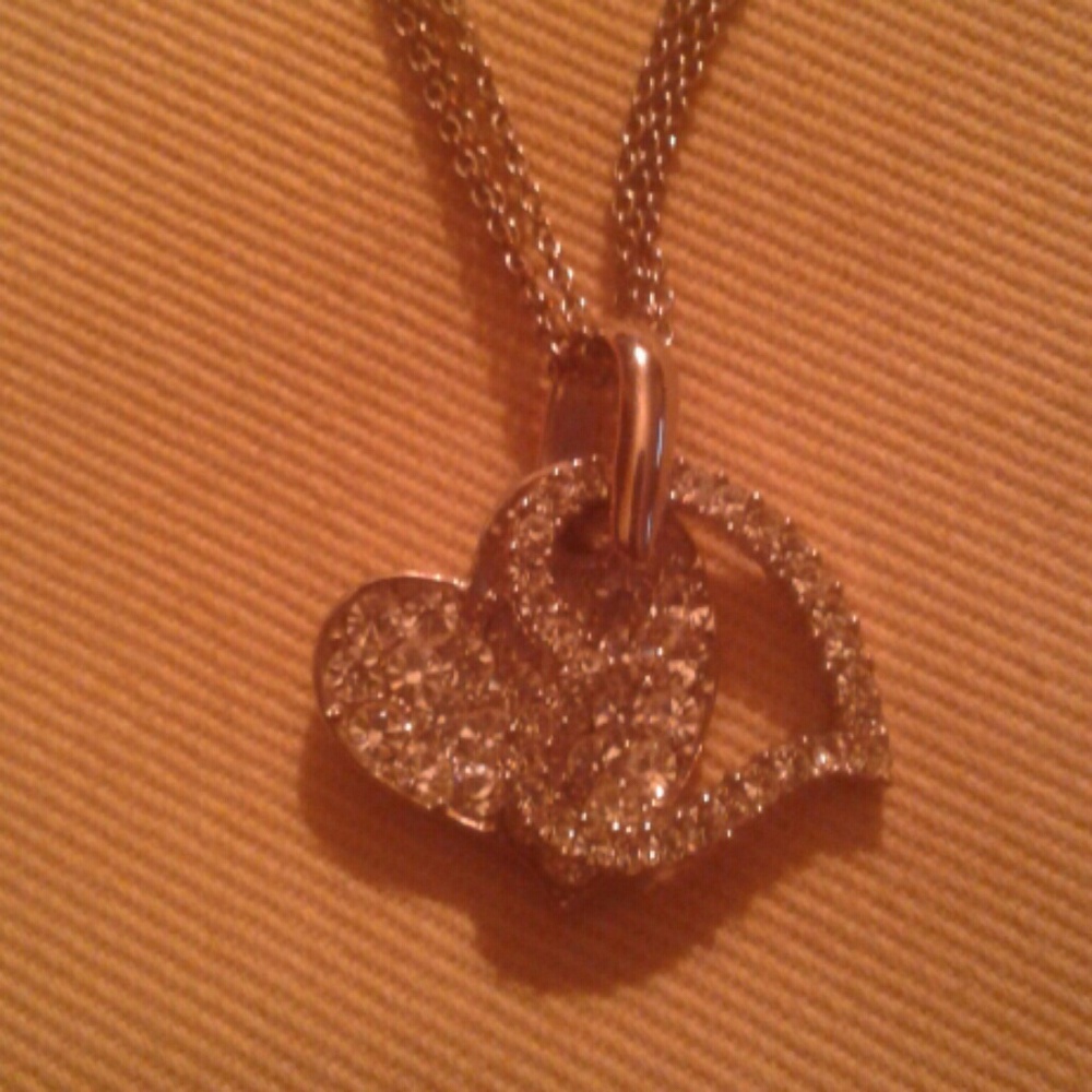 Nwot Crystal heart double full heart with floating heart